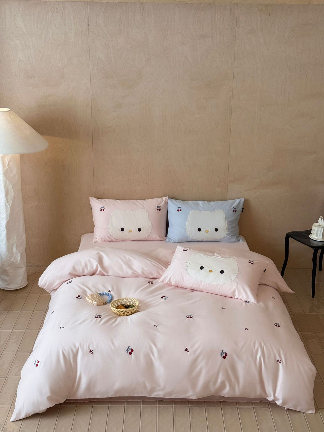 Cute embroidered bedding set with cat applique and cherry motif Kalsten