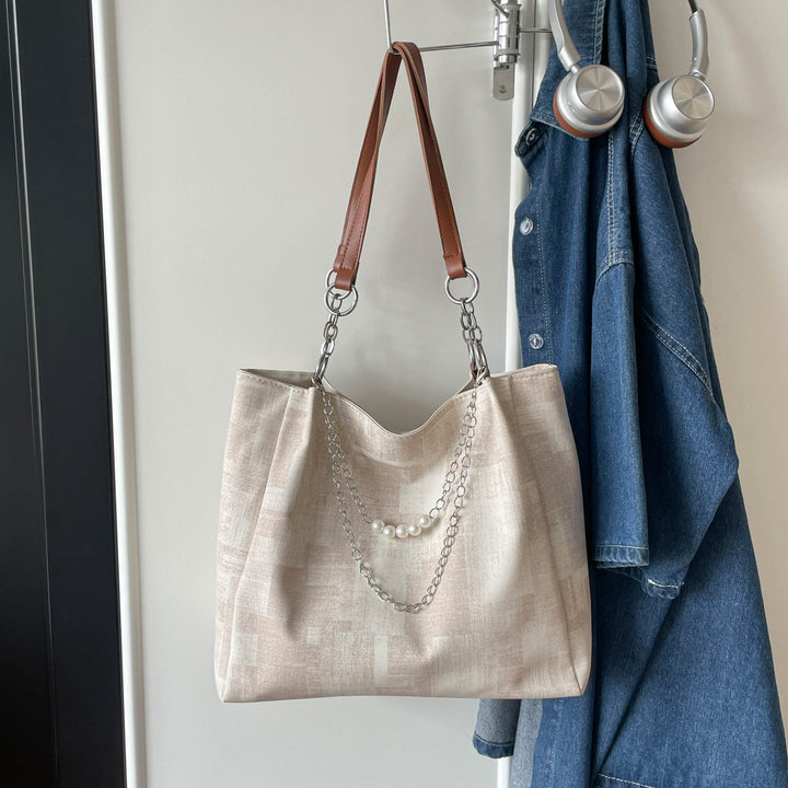 Chic Textured Shoulder Tote