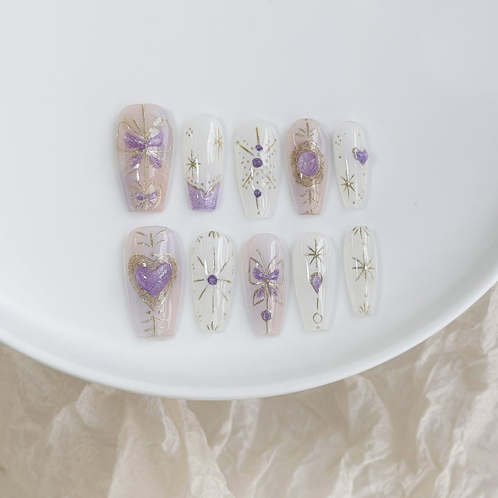Artistic Press-On Nail Art Set with Elegant Gem Accents