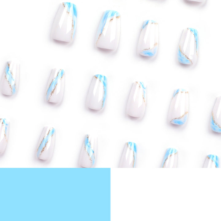 Artful nail design with maritime accents Kalsten