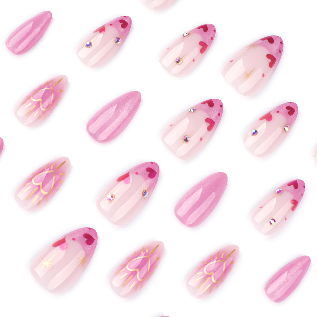 Artful Nail Art with Heart Design and Glitter Kalsten
