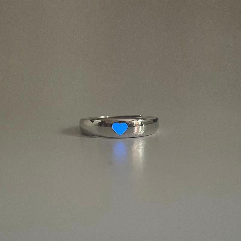 Stylish ring with heart motif Kalsten