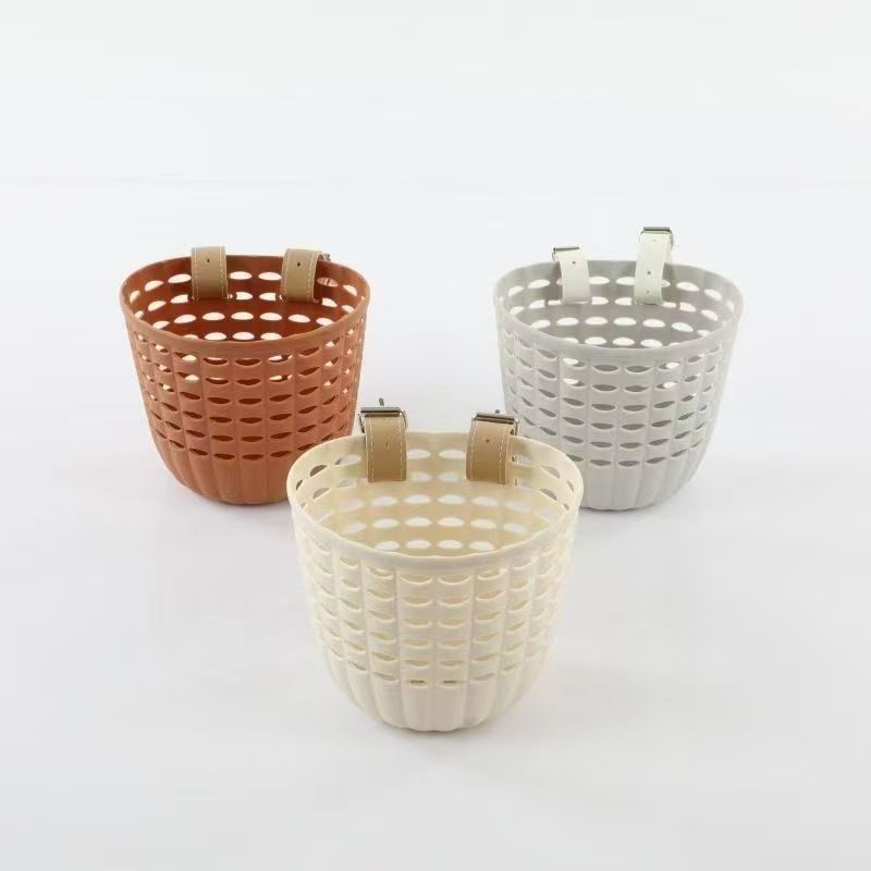 ventilated hanging storage basket with dual strap attachment Kalsten