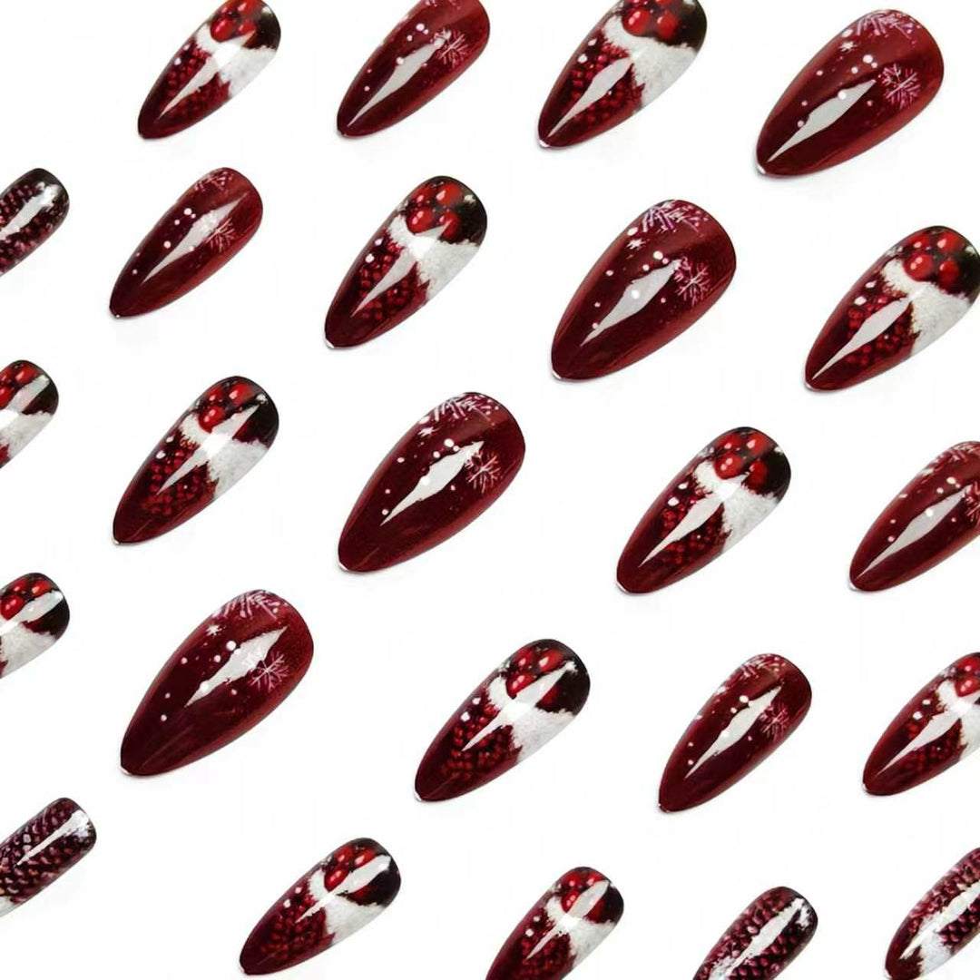 Seasonal Holiday-Themed 3D Nail Art Kalsten