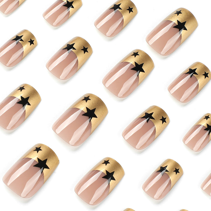 Artful nail design with star accents Kalsten