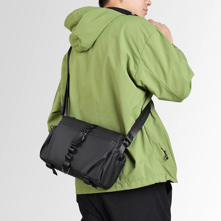 Modern Waterproof Messenger Bag Kalsten