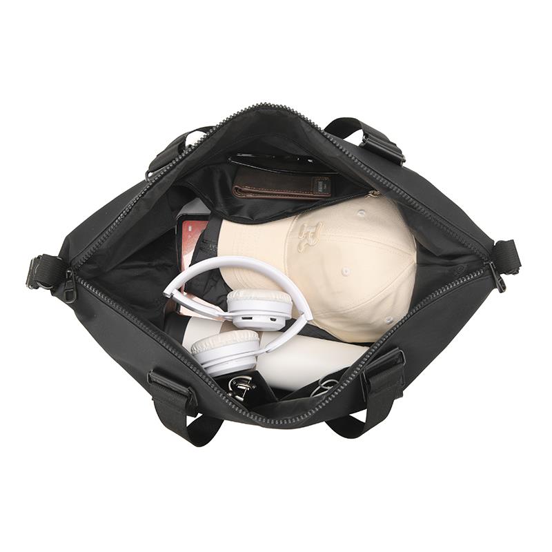 Durable Multi-Functional Weekend Bag