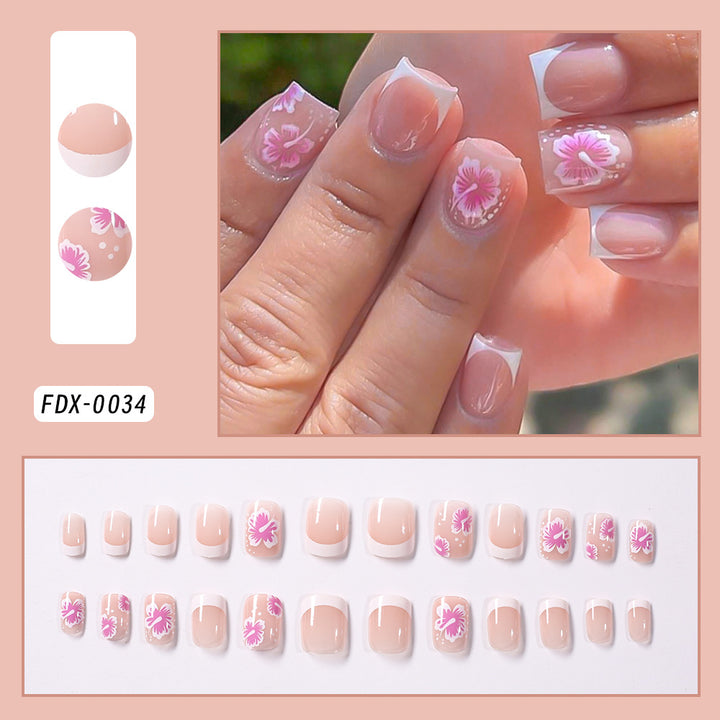 Festive Holiday Themed Press-On Nail Set