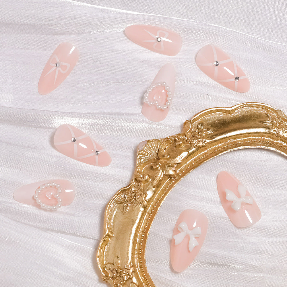Heart-Accented Decorative Press-On Nails Kalsten