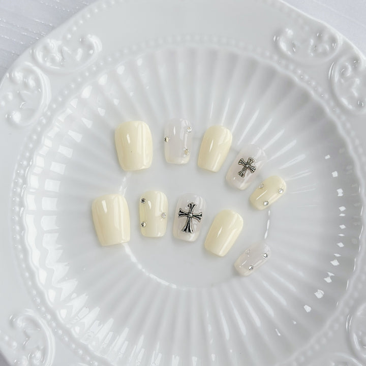 3D Cross-Embellished Press-On Nail Art Set
