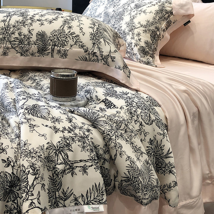 Elegant bedding set made of high-quality cotton satin with fine Toile-de-Jouy motif and satin trim