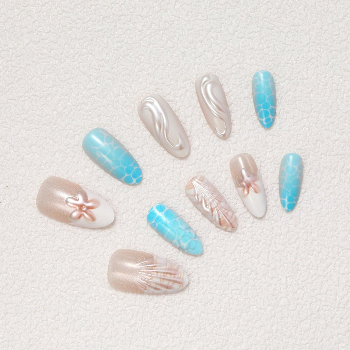Exclusive art nails with maritime accents Kalsten