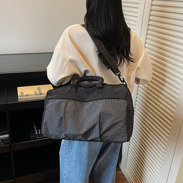 Stylish Travel Duffel Bag with Premium Water-Resistant Material Kalsten