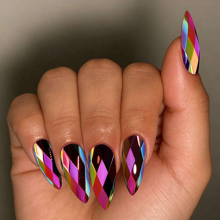 Glossy Jewel-Patterned Nail Art Kalsten