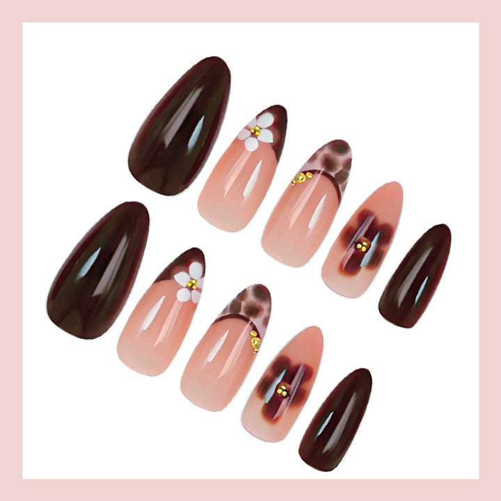 Nail Art Set with elegant and creative designs Kalsten