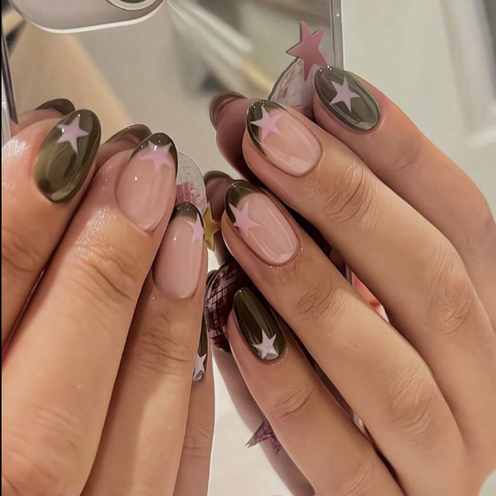 Creative Nail Art with Star Motifs Kalsten