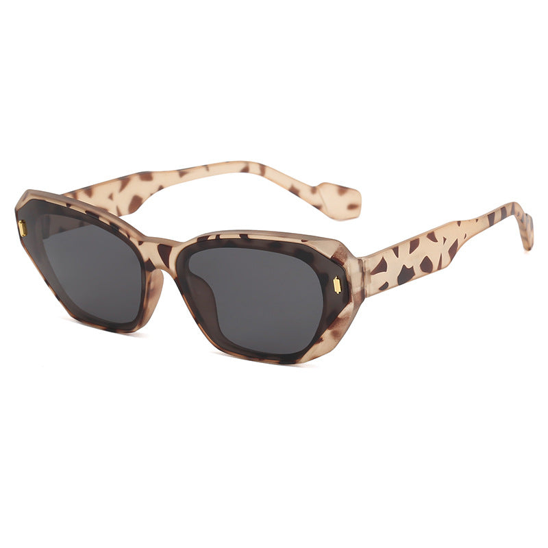 Women’s geometric designer sunglasses with distinctive frame Kalsten