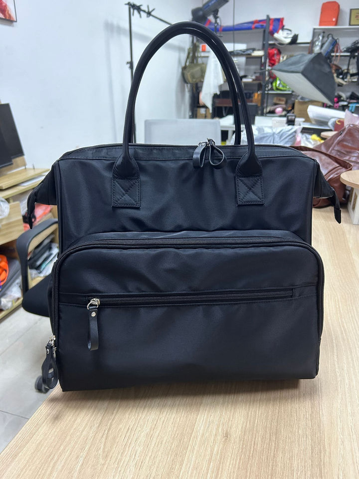 Versatile Multi-Function Tote Kalsten