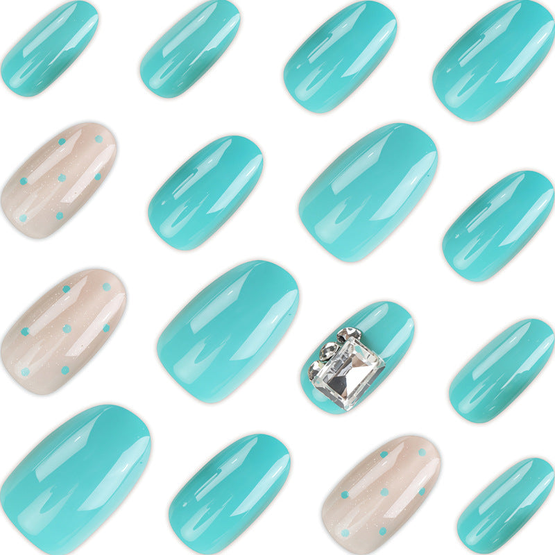 Decorative Press-On Nail Set with Elegant Accents Kalsten