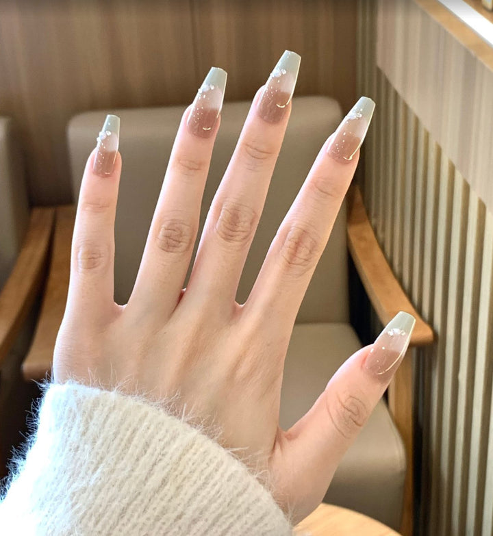 Stylish Bow-Embellished Press-On Nails Kalsten