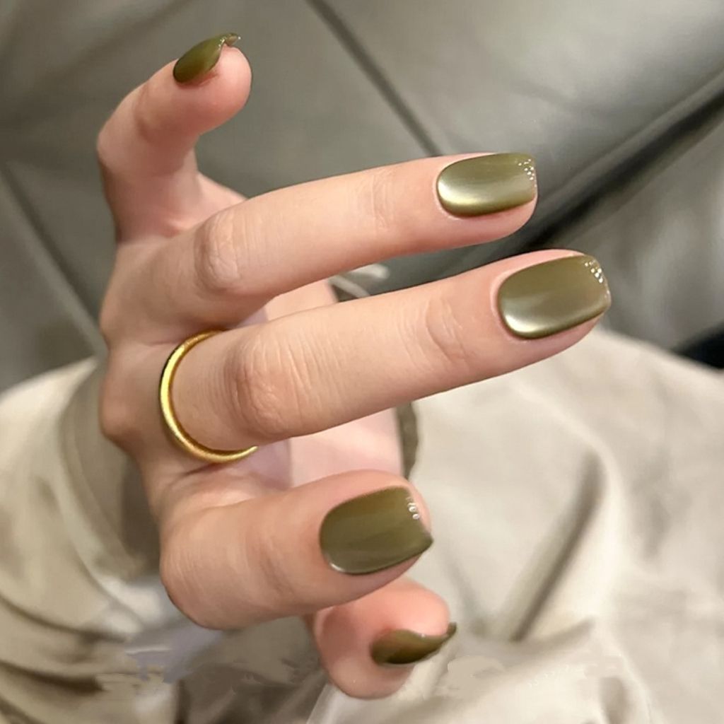 Decorative Heart Design Press-On Nails Kalsten