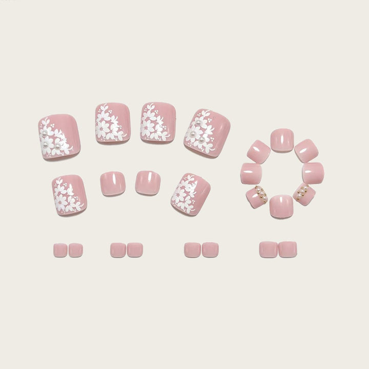 Artificial nails with delicate flower design and elegant accents Kalsten