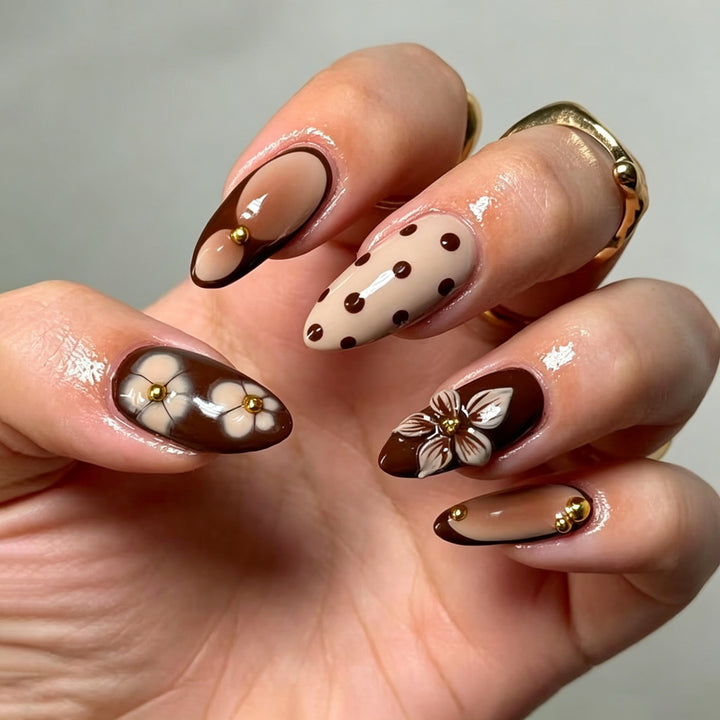 Elegant Floral Design Press-On Nails