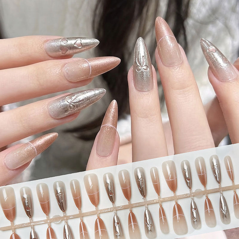 Decorative Press-On Nail Set with Elegant Design