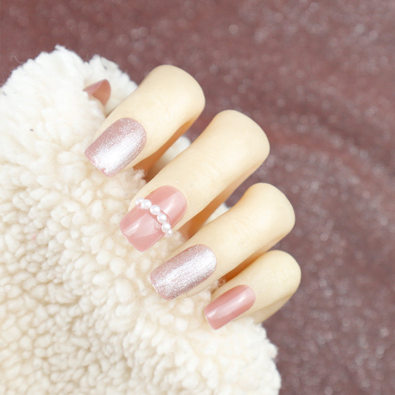 Glamorous Press-On Nail Set