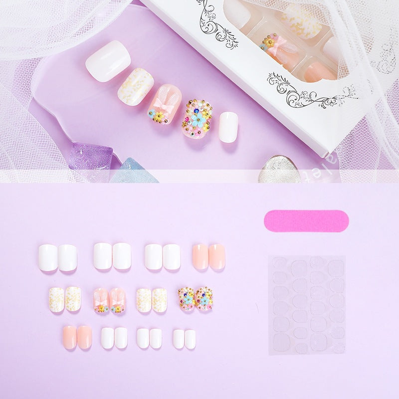 Elegant artificial nail set with colorful accents Kalsten