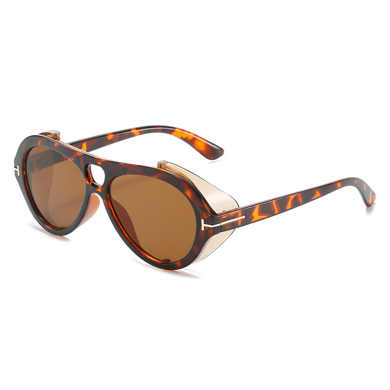Retro-Inspired Shield Sunglasses Kalsten