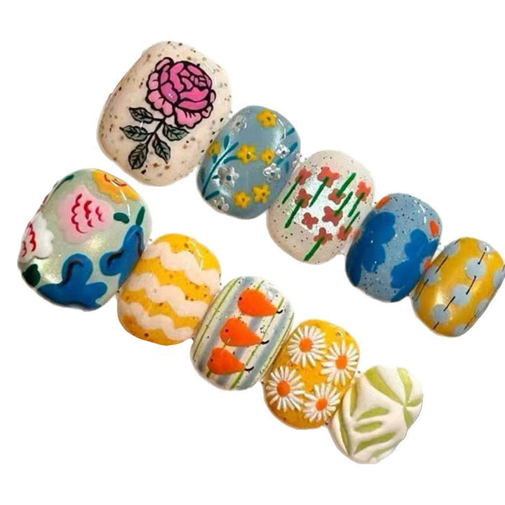 Artistic Floral and Nature-Inspired Nail Design Set Kalsten