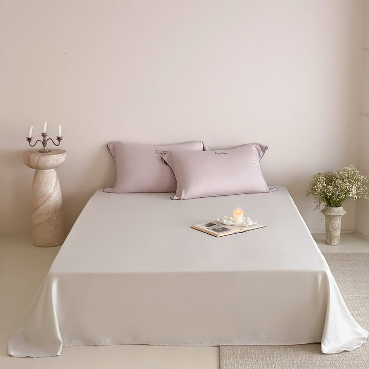 Luxurious cotton satin bedding set with embroidery and contrast piping