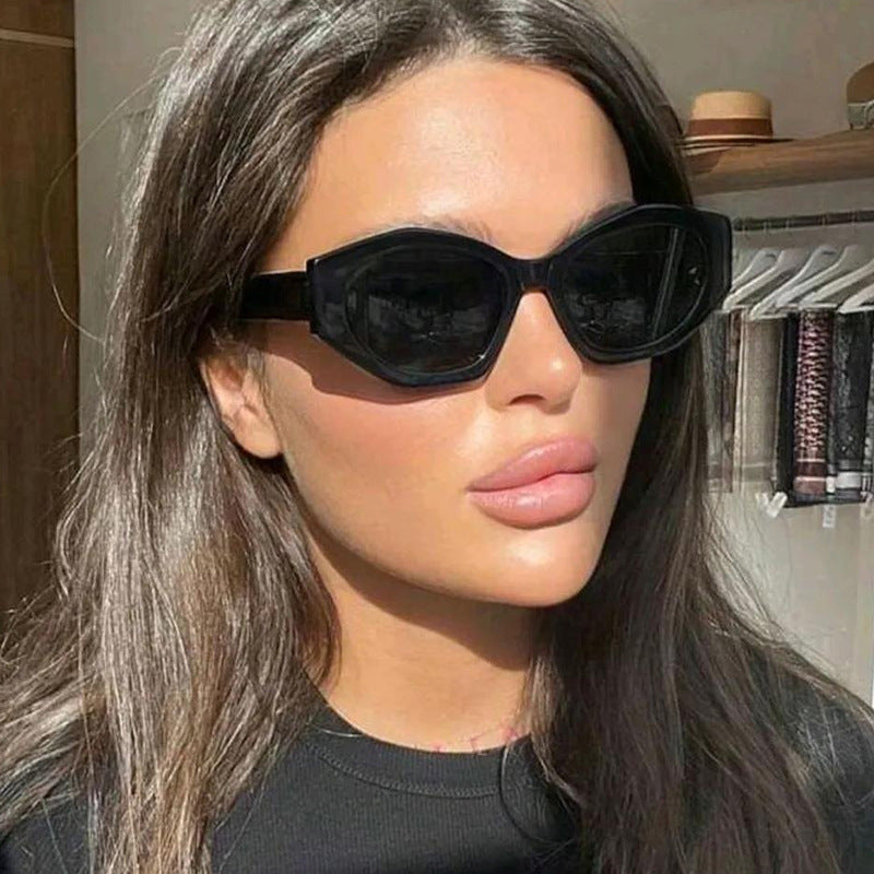 Women's geometric sunglasses with trendy, transparent frame Kalsten