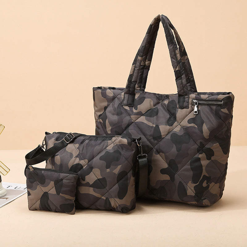 Quilted Camo Pattern Tote Bag Set