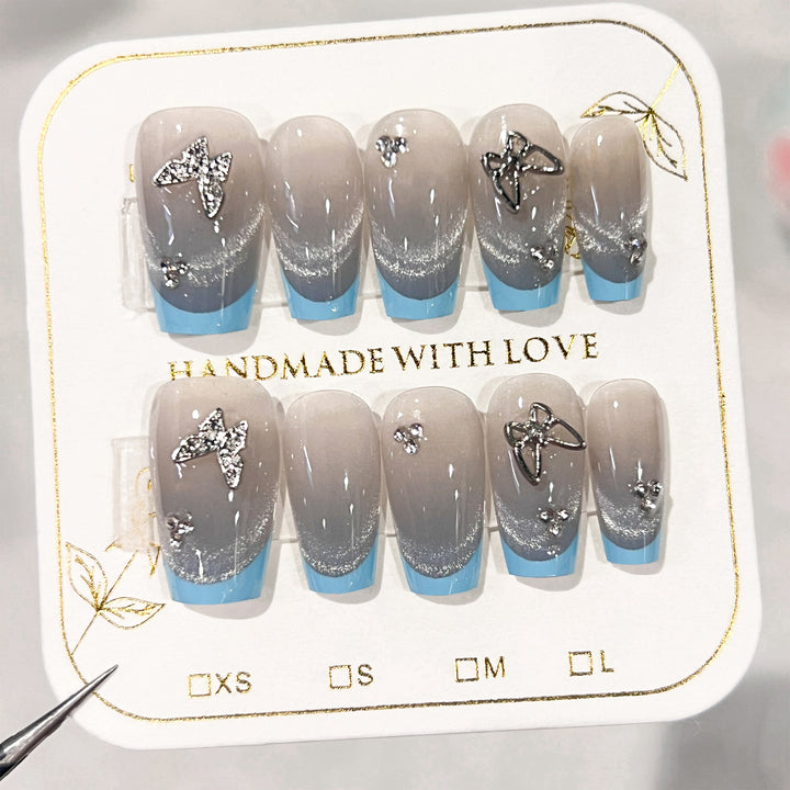 Artificial nail art with modern accents Kalsten