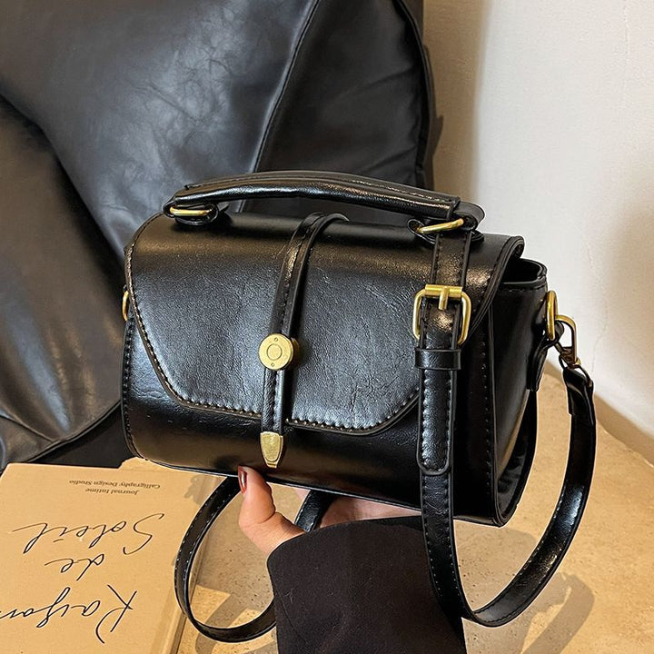 Chic Leather Crossbody Kalsten