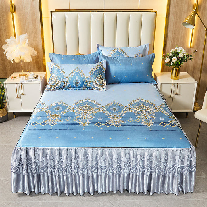 Ladies daybed cover with playful bear motif Kalsten
