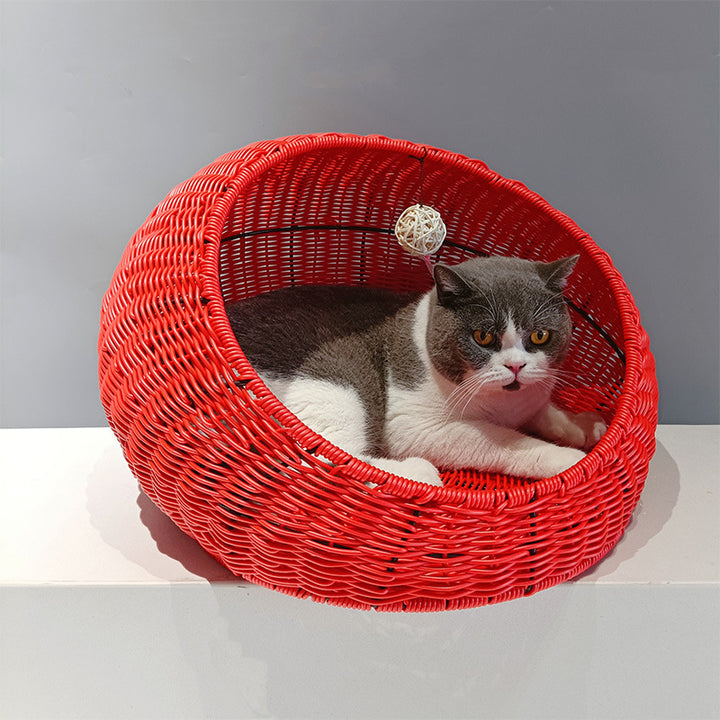 Cozy cat bed made of woven natural material Kalsten