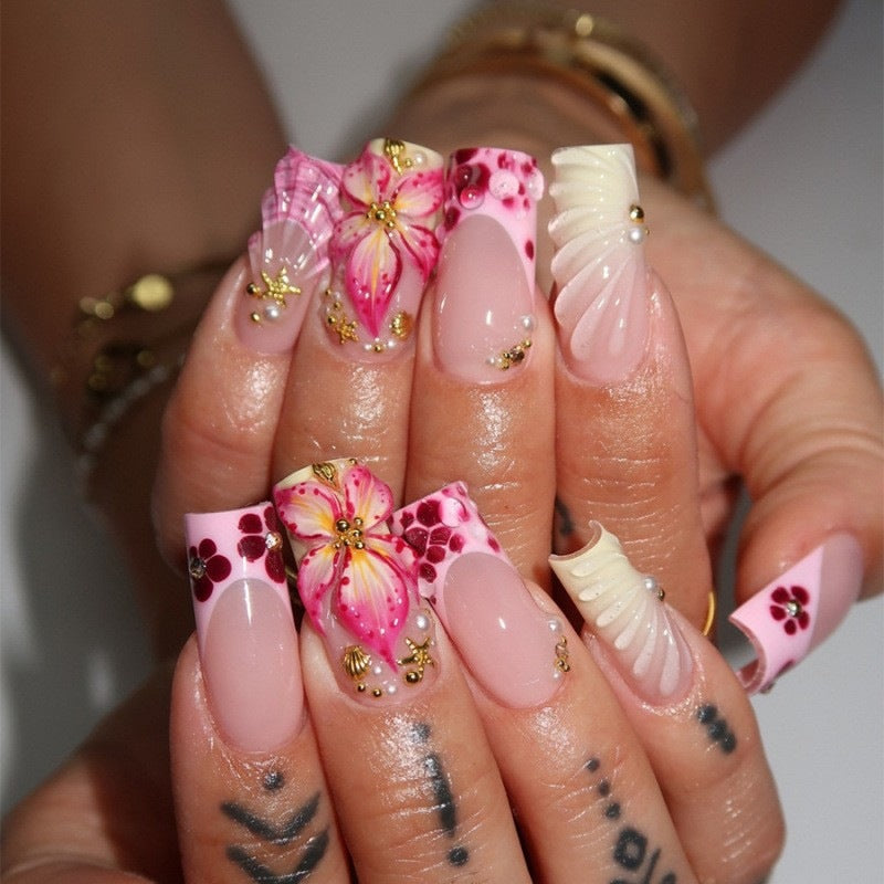 Artificial nail set with exquisite flower and glitter accents Kalsten