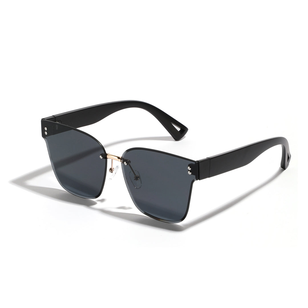 Ladies fashion sunglasses with elegant frame and wide lenses Kalsten