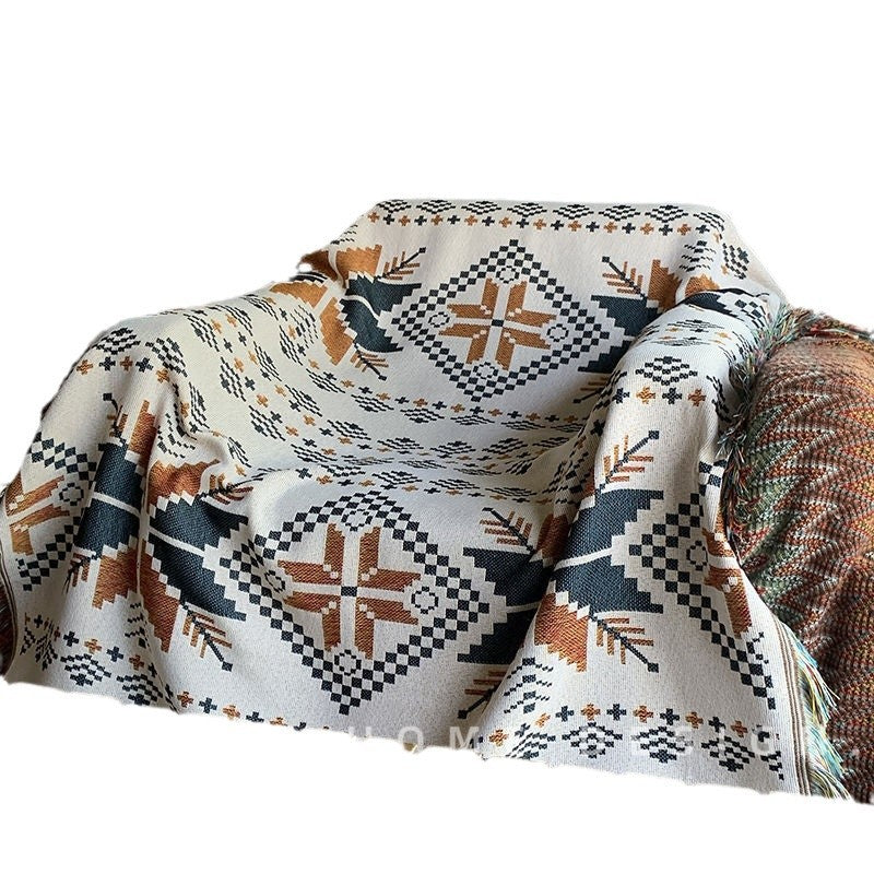 Graphic Jacquard Woven Fringe Throw Blanket With Cartoon Pop-Art Pattern