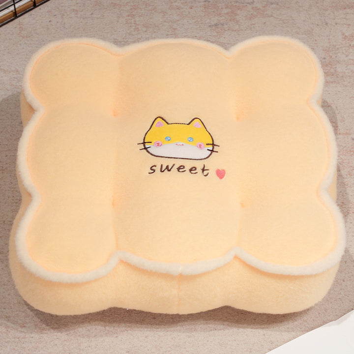 Plush pillow with animal-friendly design Kalsten