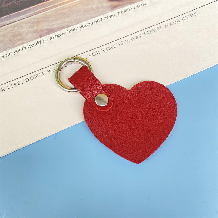 Premium Heart-Shaped Leather Keychain kalsten