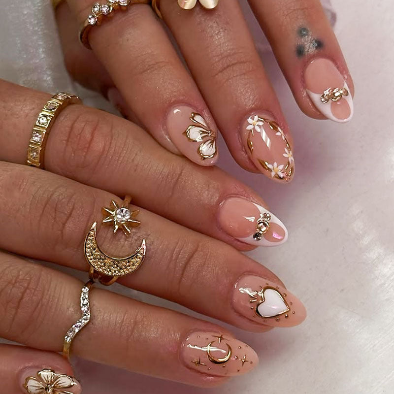 Elegant Decorative Nail Art Set  1791110864