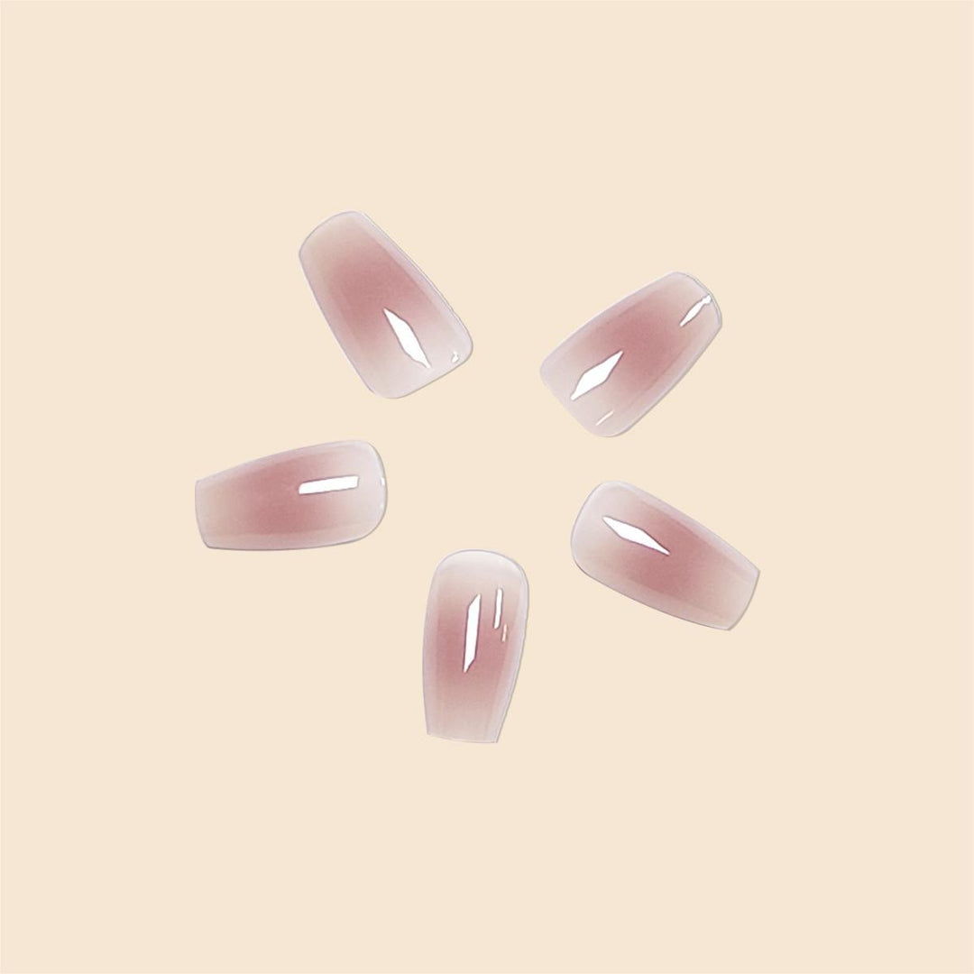 Elegant Ombre Gel Nail Extensions