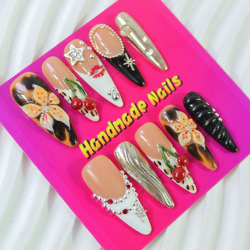 Nail art set with elegant handcrafted designs Kalsten
