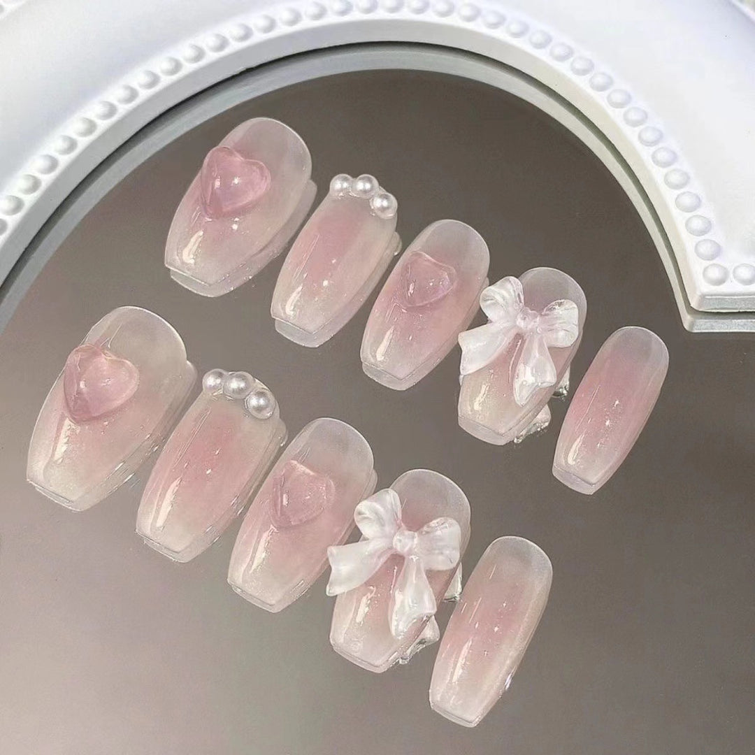 Decorative Heart Detail Press-On Nail Set