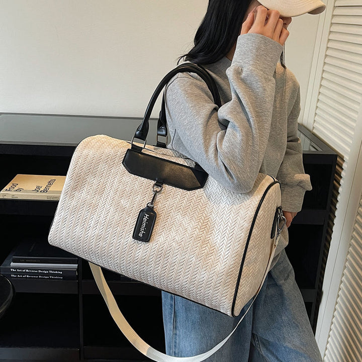 Elegant Textured Travel Duffel Bag Kalsten