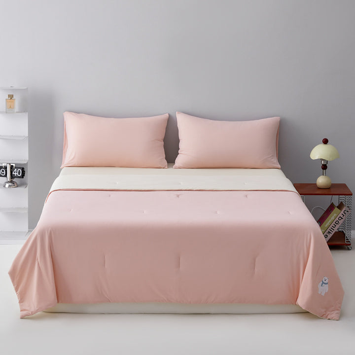 Microfiber duvet set with breathable hypoallergenic filling and pillowcases